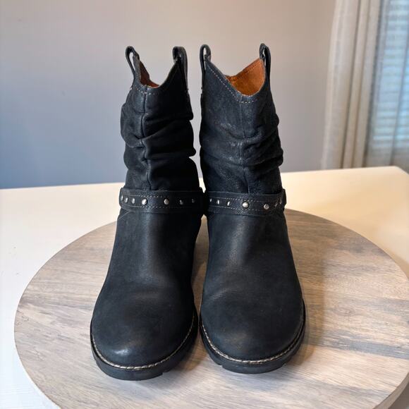 Sofft Black Leather Slouch Harness Boots Ring Stud Detail Women’s US Size 8M - Picture 4 of 10